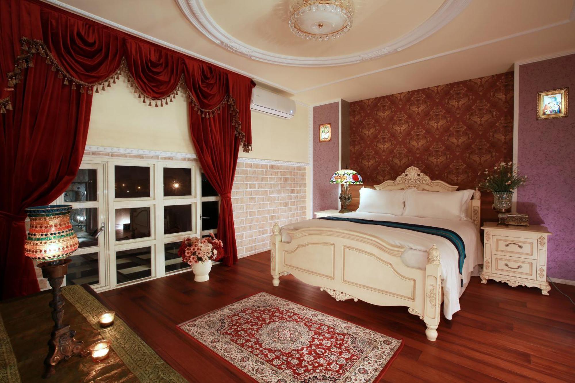 Xin Yuan My Dream Castle Bed & Breakfast Dongshan  Room photo